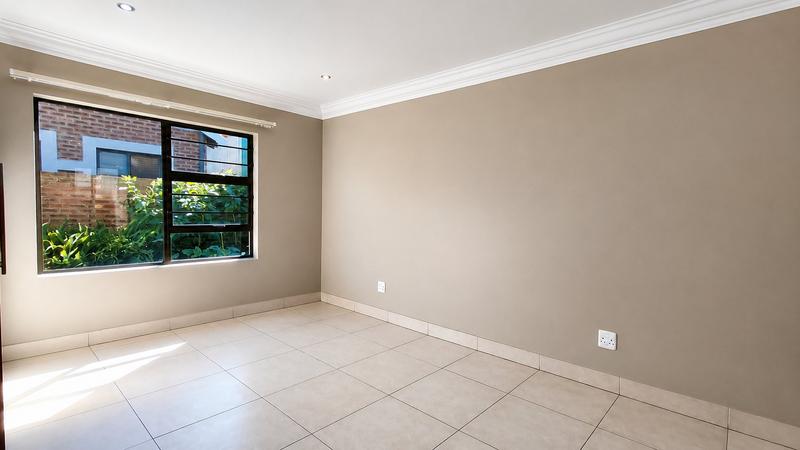 2 Bedroom Property for Sale in Heuwelsig Free State